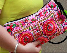 Load image into Gallery viewer, Clutch Handbag