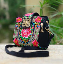 Load image into Gallery viewer, Day Clutch Bag