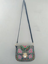 Load image into Gallery viewer, Mandala Cover Shoulder Bag